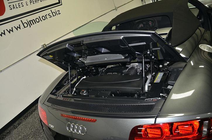 Used-2011-Audi-R8-52L