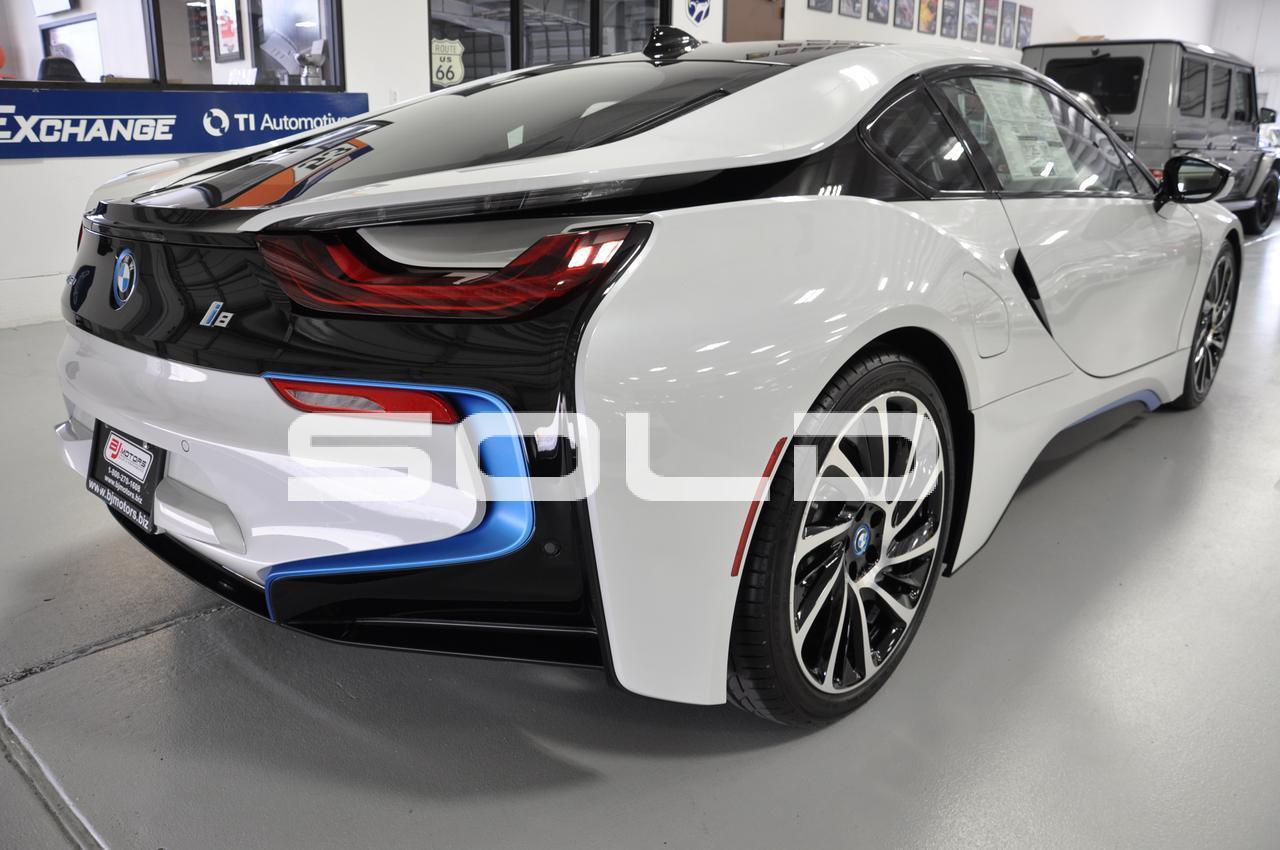 Used-2015-BMW-i8