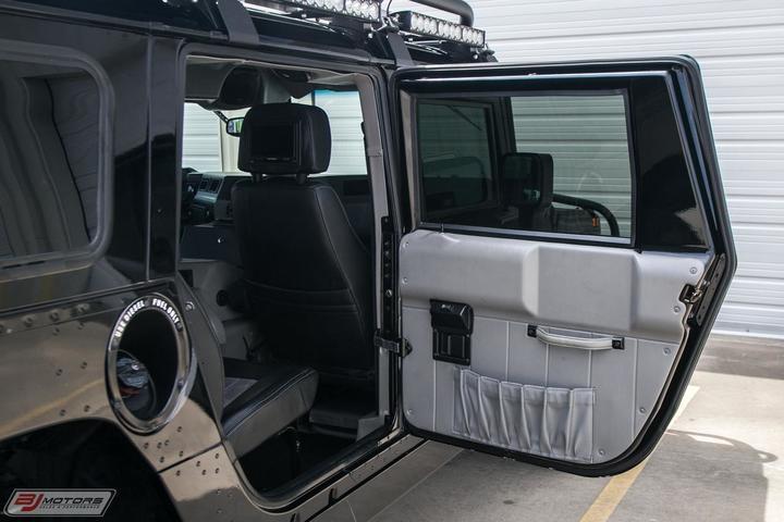 Used-2002-HUMMER-H1-Predator