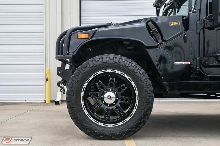 Used-2002-HUMMER-H1-Predator