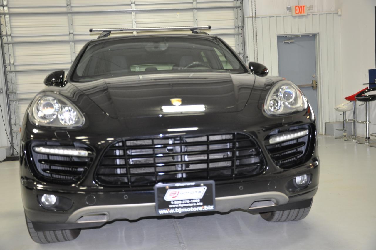 Used-2014-Porsche-Cayenne-Turbo-S