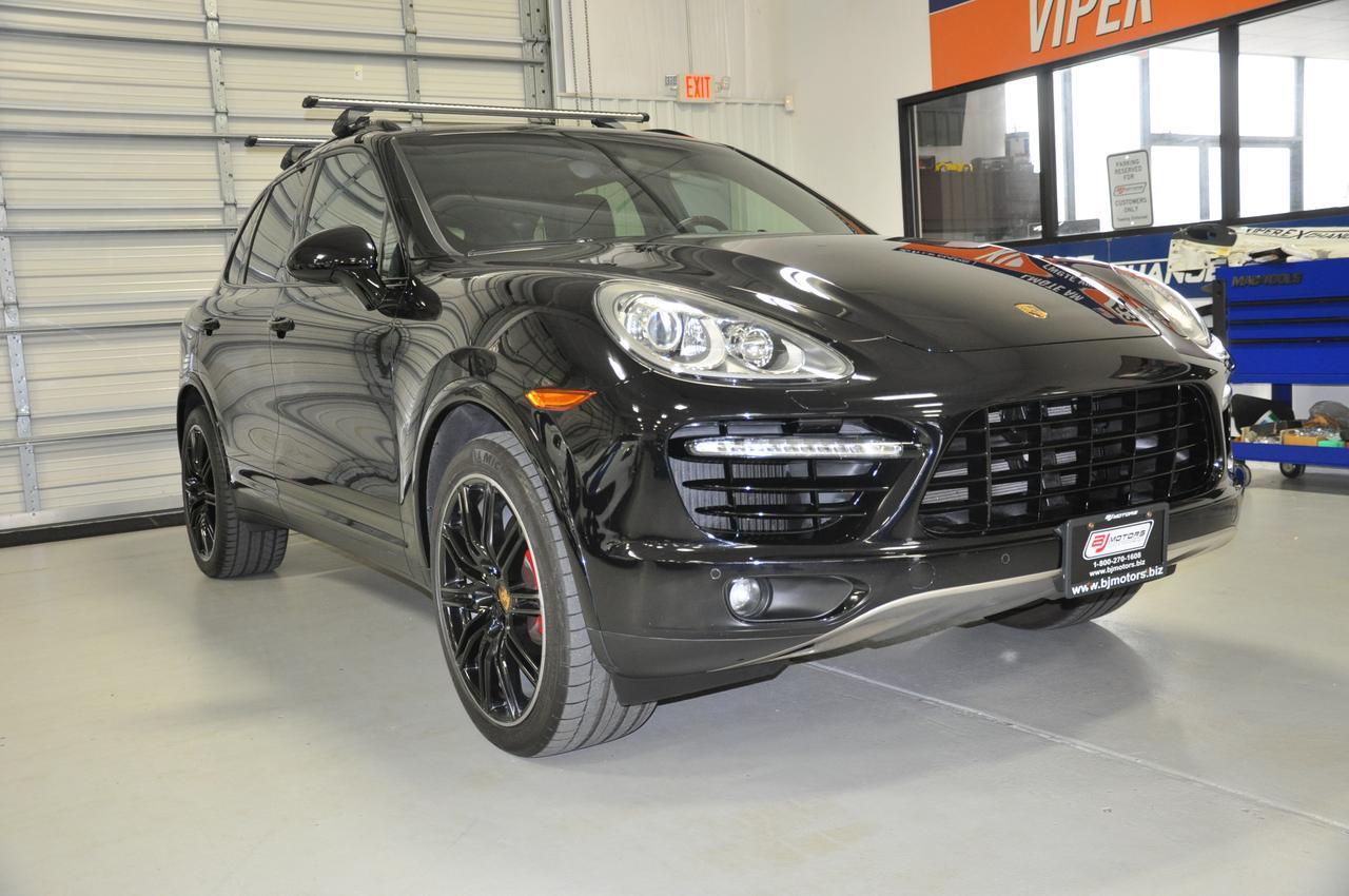 Used-2014-Porsche-Cayenne-Turbo-S