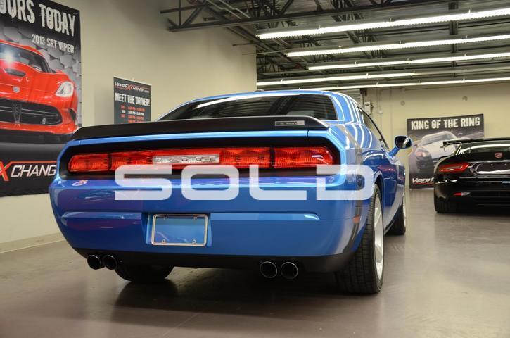 Used-2010-Dodge-Challenger-SRT8