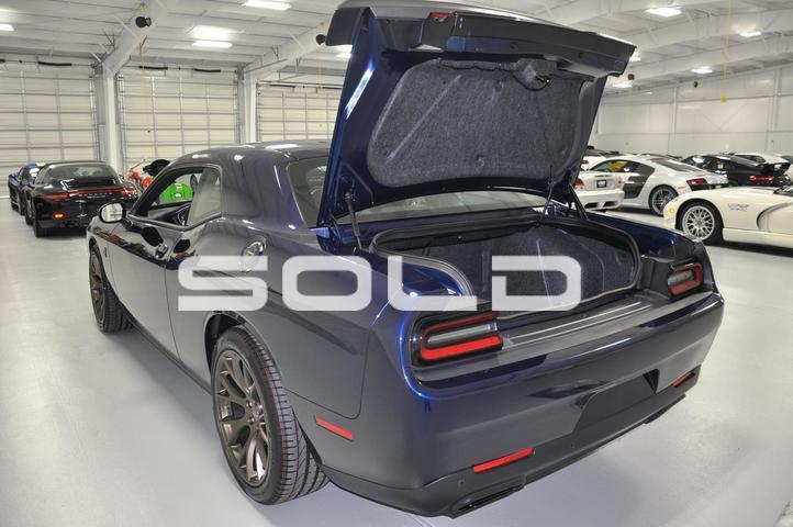 Used-2015-Dodge-Challenger-SRT-Hellcat