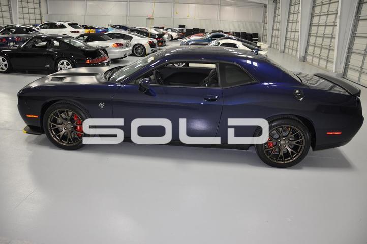 Used-2015-Dodge-Challenger-SRT-Hellcat