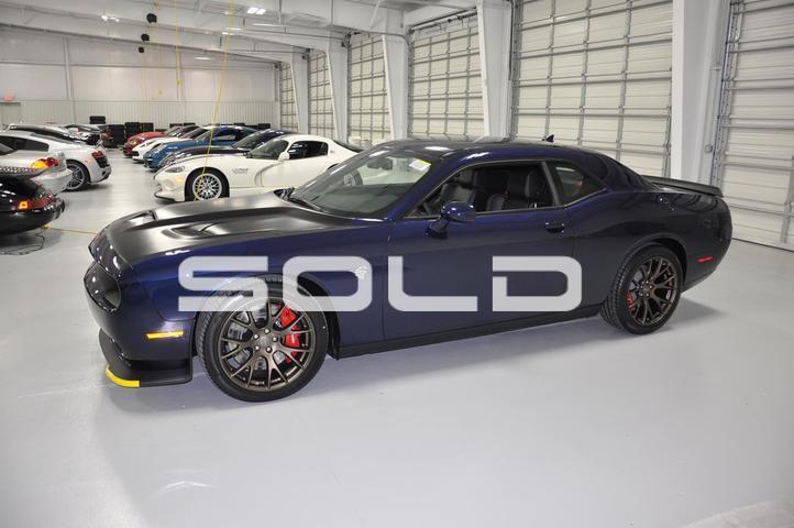 Used-2015-Dodge-Challenger-SRT-Hellcat