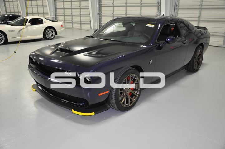 Used-2015-Dodge-Challenger-SRT-Hellcat