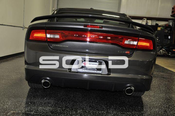 Used-2013-Dodge-Charger-SRT8