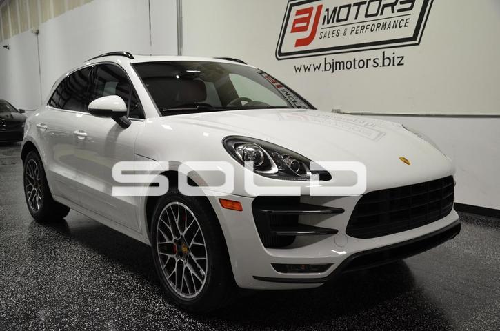 Used-2015-Porsche-Macan-Turbo