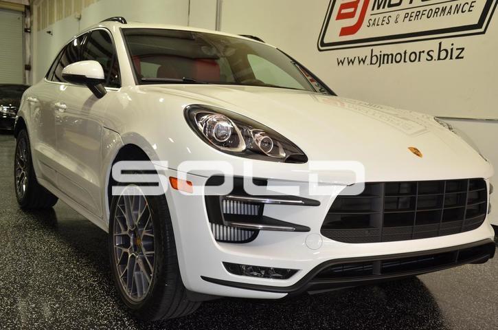 Used-2015-Porsche-Macan-Turbo