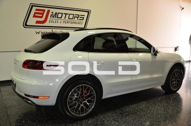 Used-2015-Porsche-Macan-Turbo