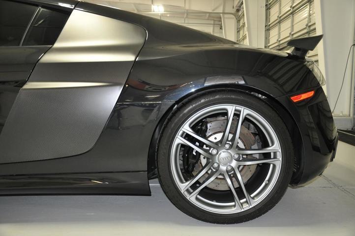 Used-2012-Audi-R8-GT-52L-GT