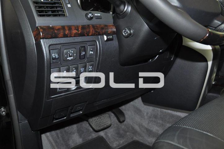 Used-2015-Toyota-Land-Cruiser