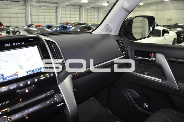 Used-2015-Toyota-Land-Cruiser