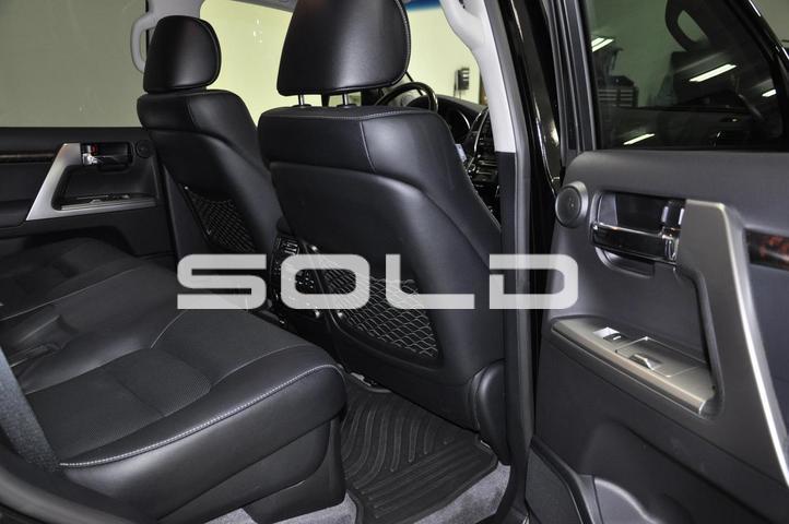 Used-2015-Toyota-Land-Cruiser