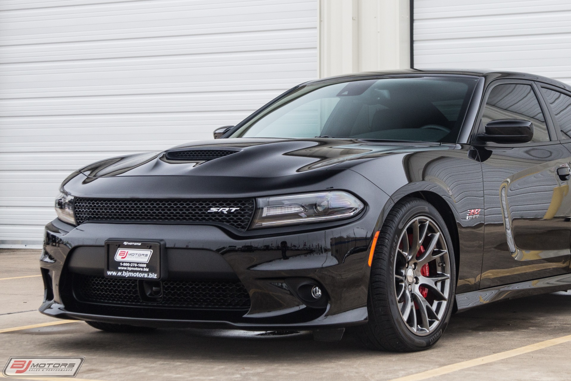 Used-2016-Dodge-Charger-SRT-392