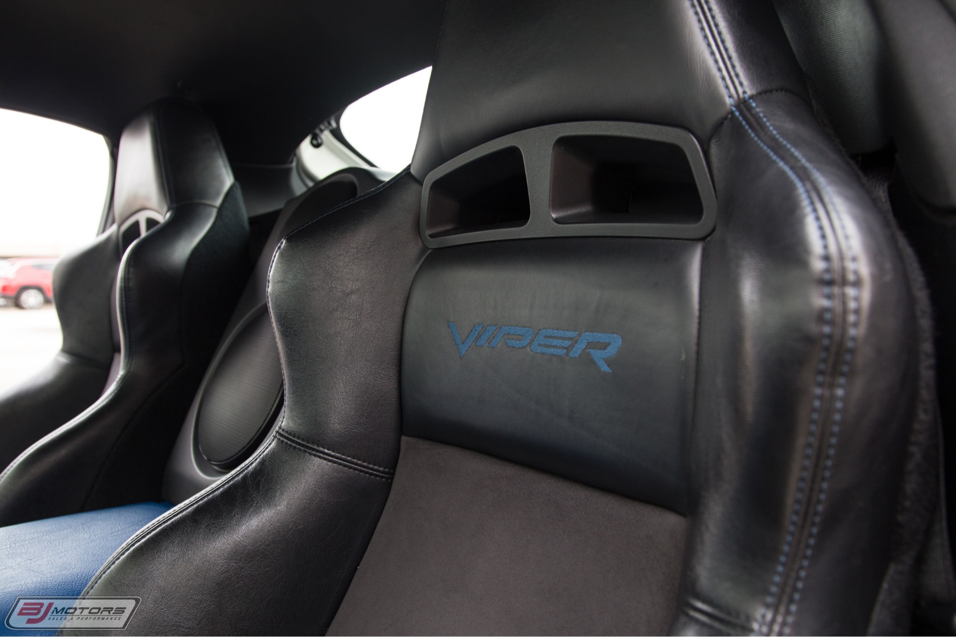 Used-2006-Dodge-Viper-VOI9--87-of-100