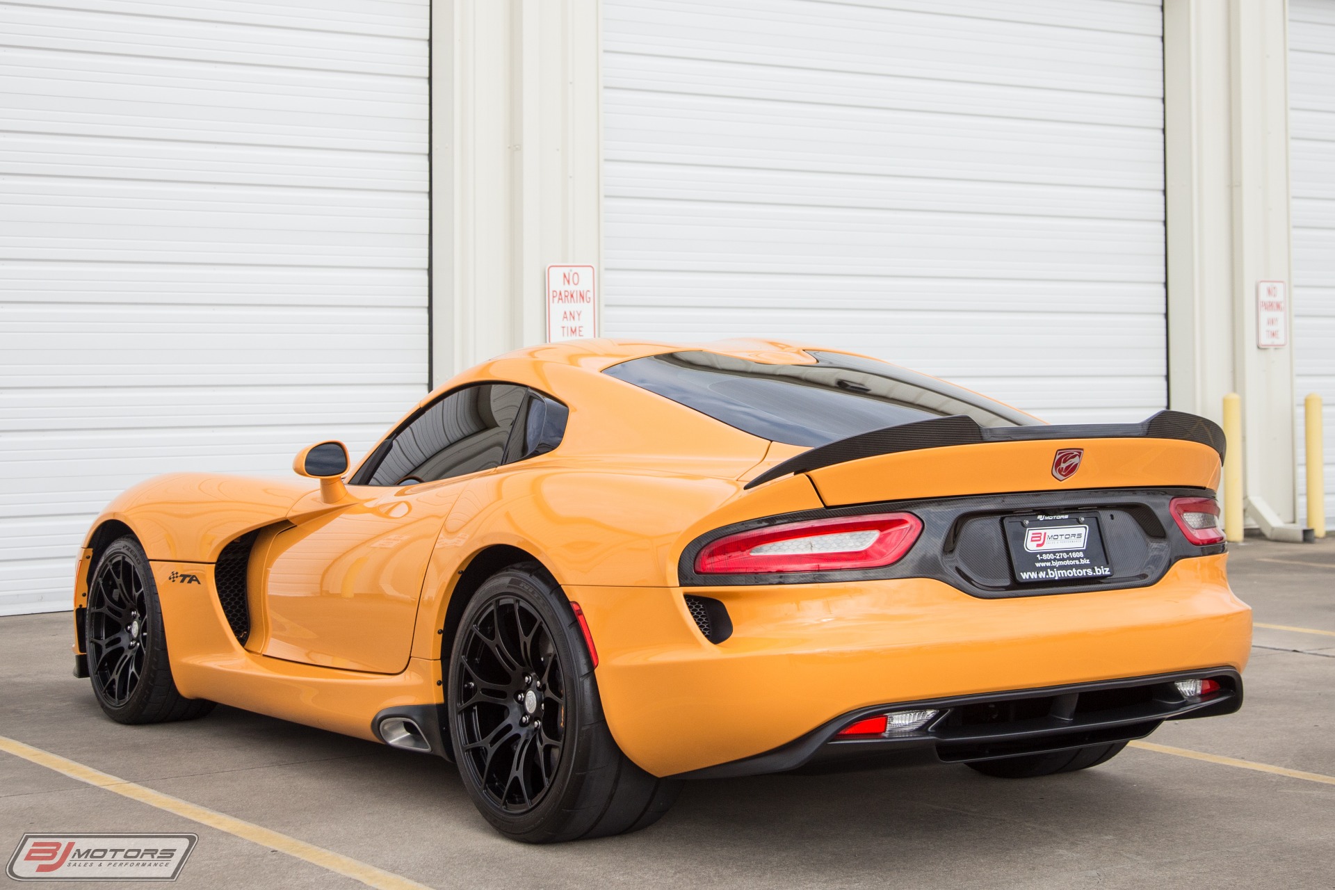 Used-2016-Dodge-Viper-TA-10