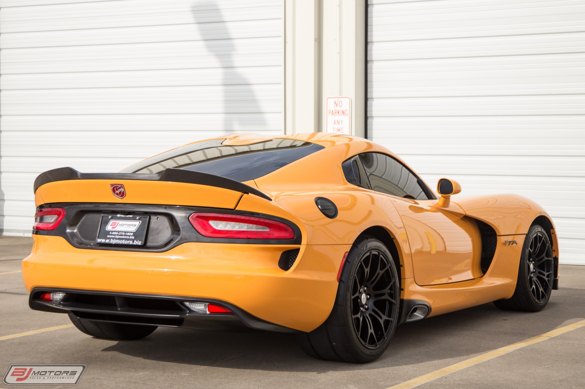 Used-2016-Dodge-Viper-TA-10