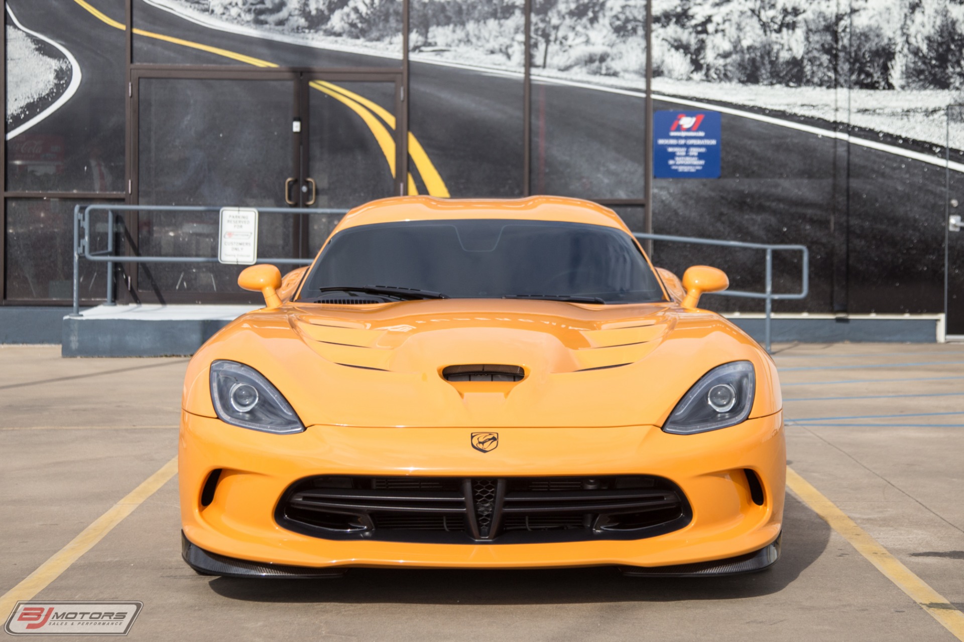 Used-2016-Dodge-Viper-TA-10