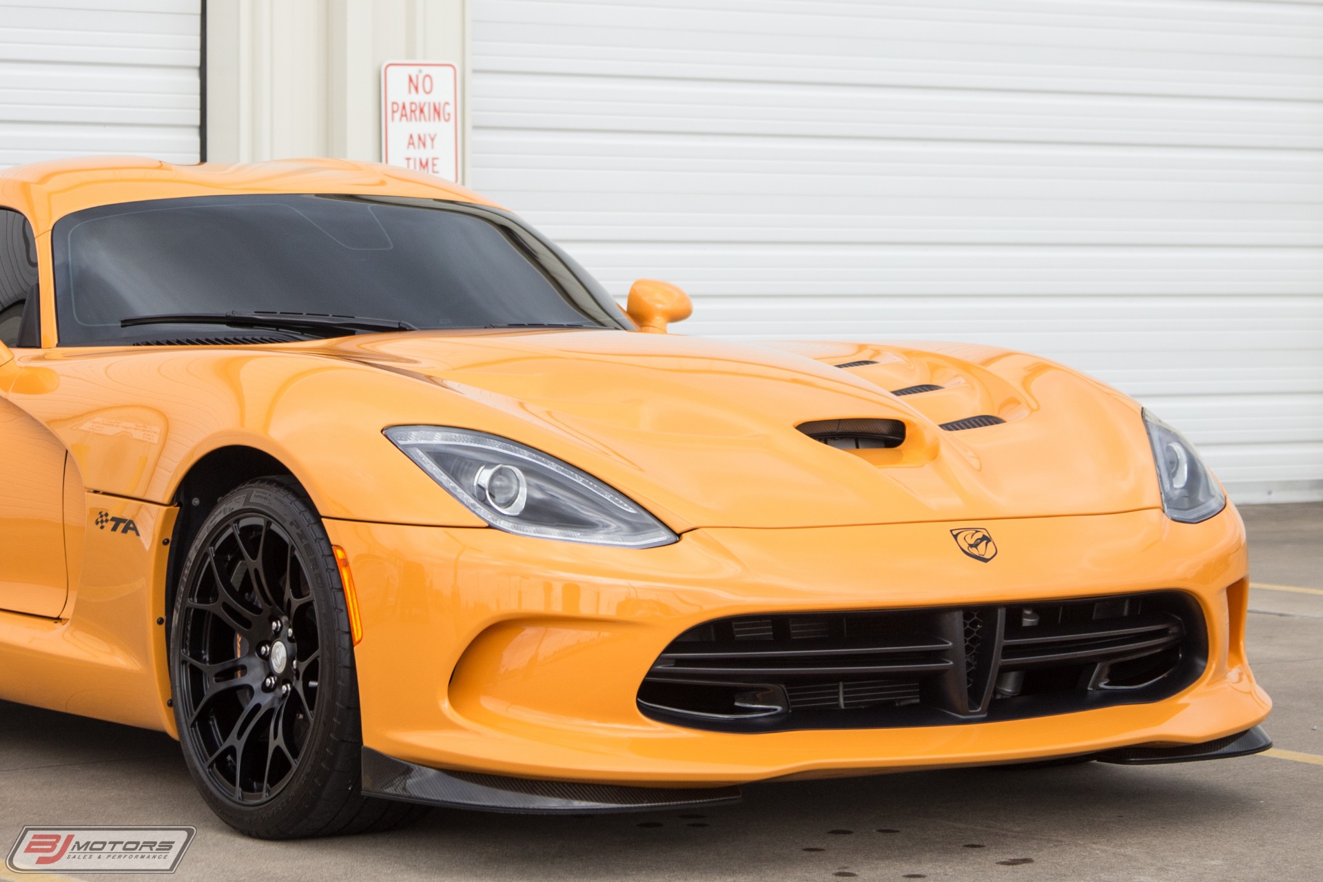 Used-2016-Dodge-Viper-TA-10