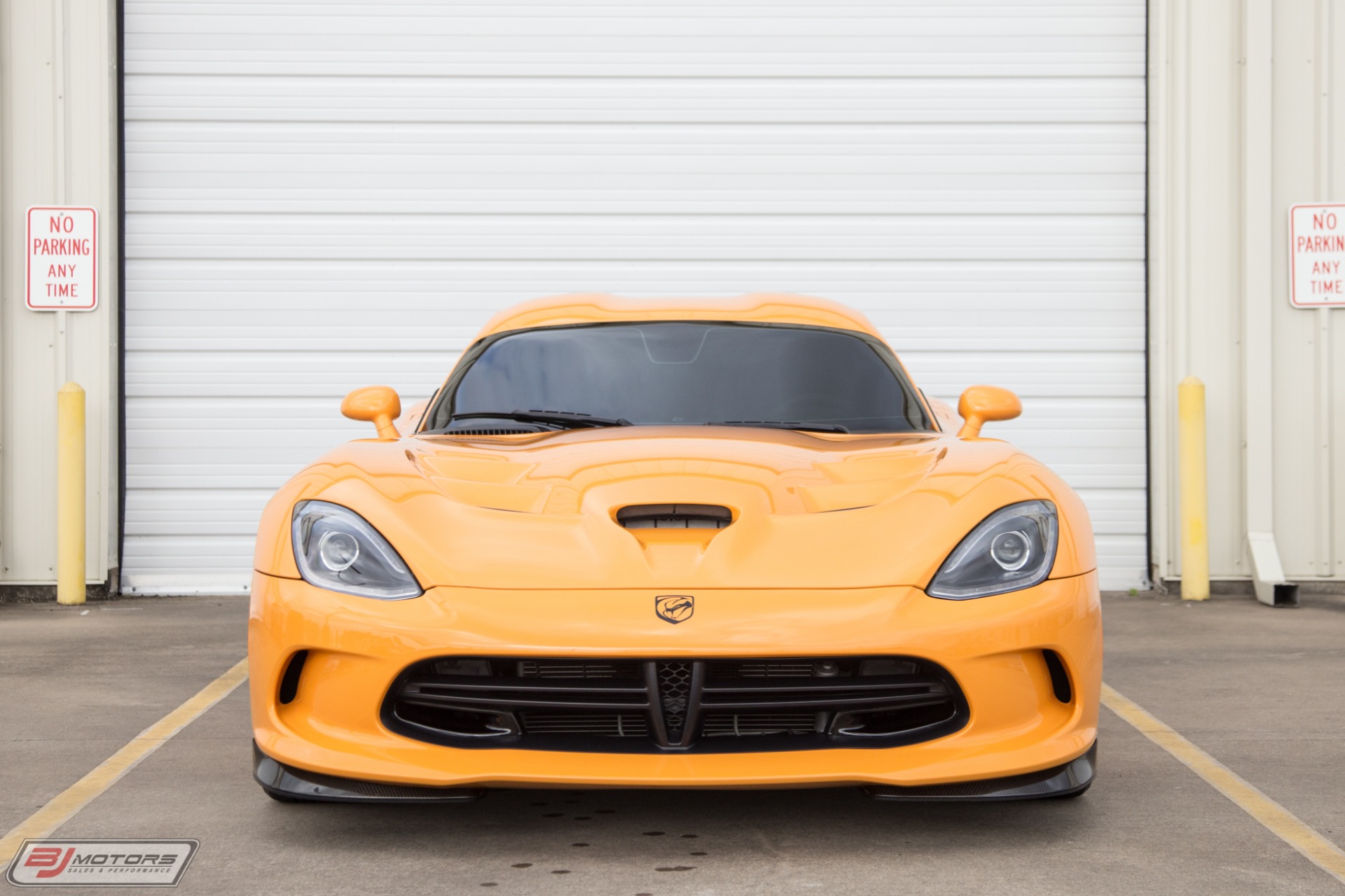 Used-2016-Dodge-Viper-TA-10