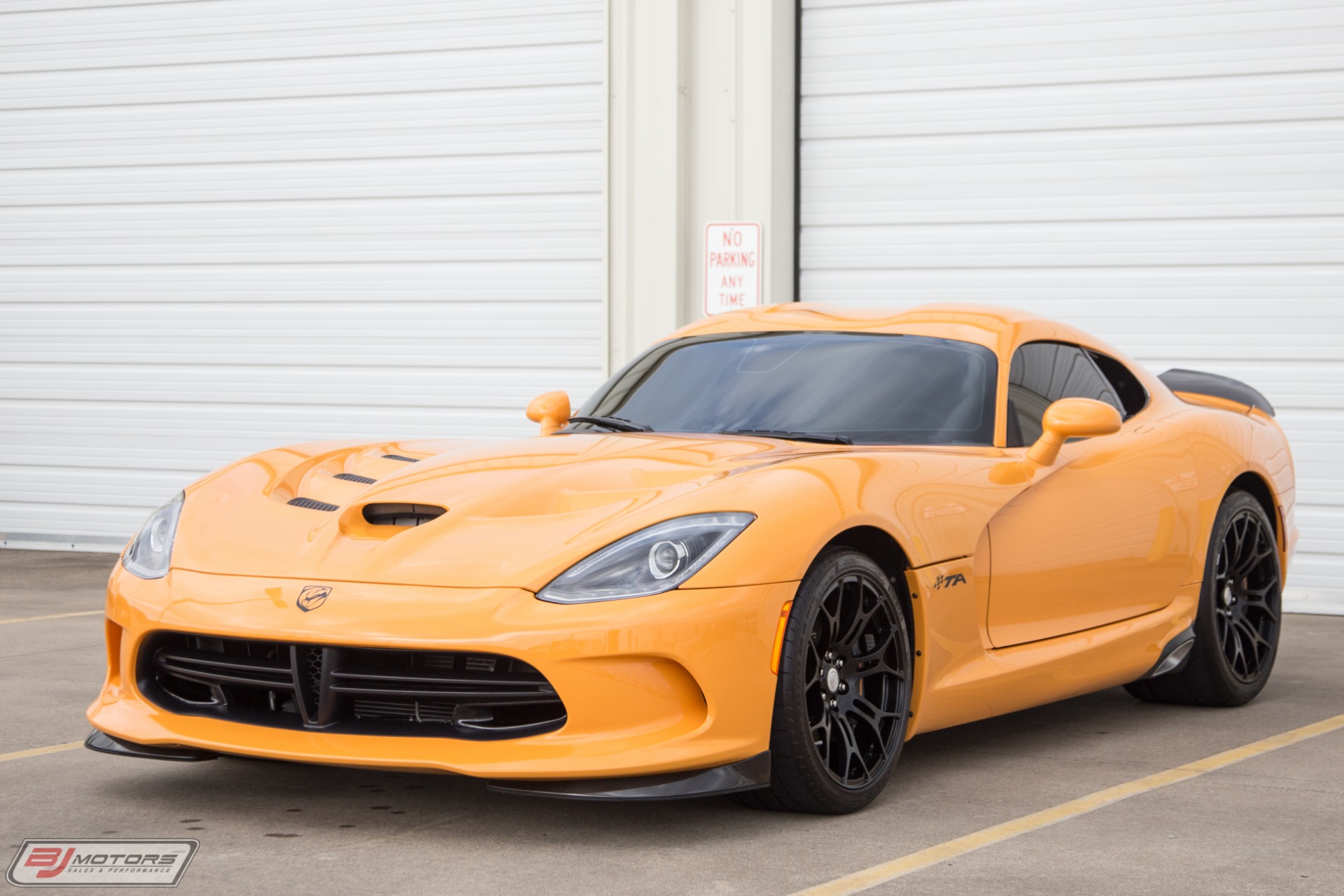 Used-2016-Dodge-Viper-TA-10