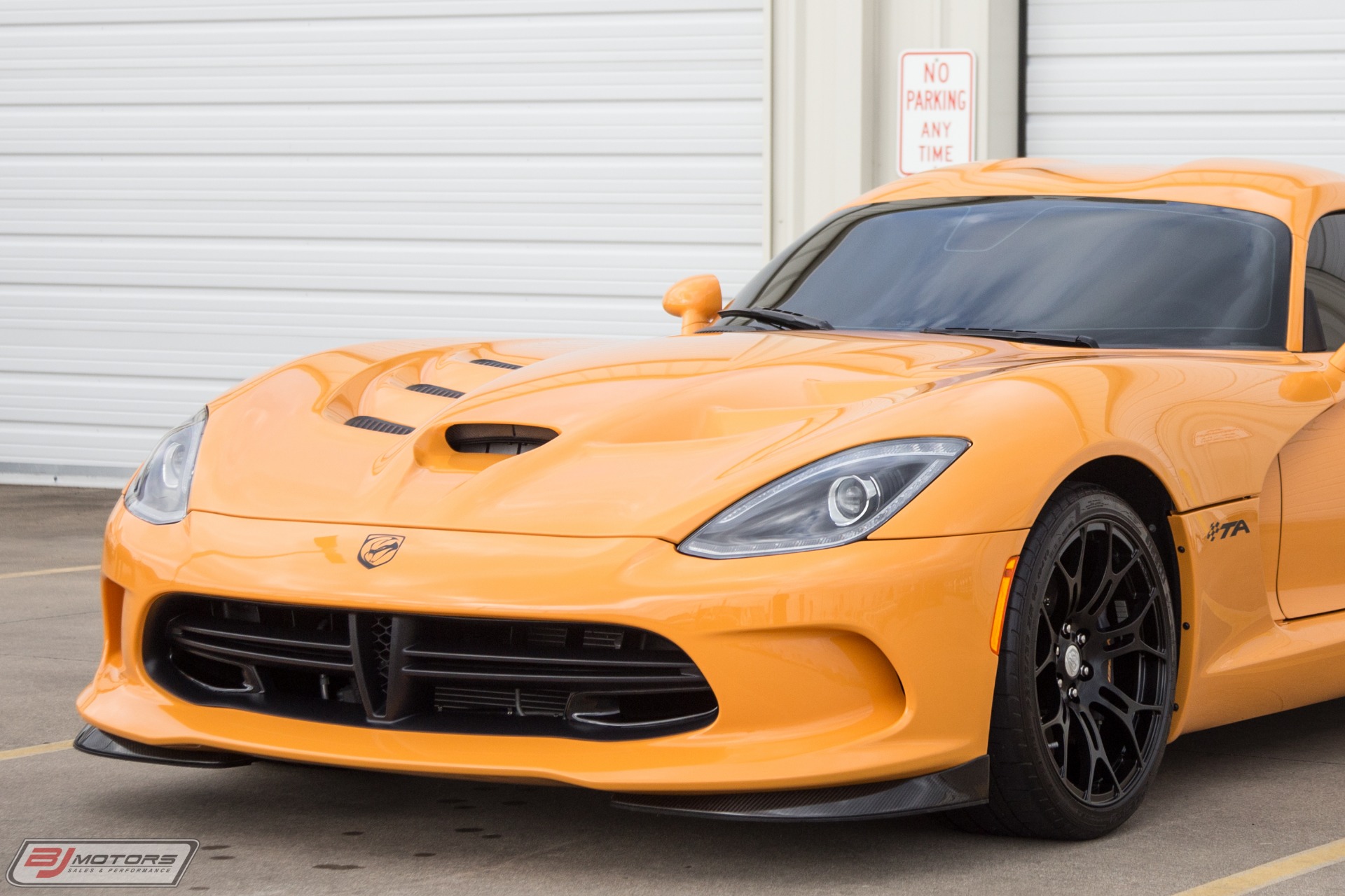 Used-2016-Dodge-Viper-TA-10