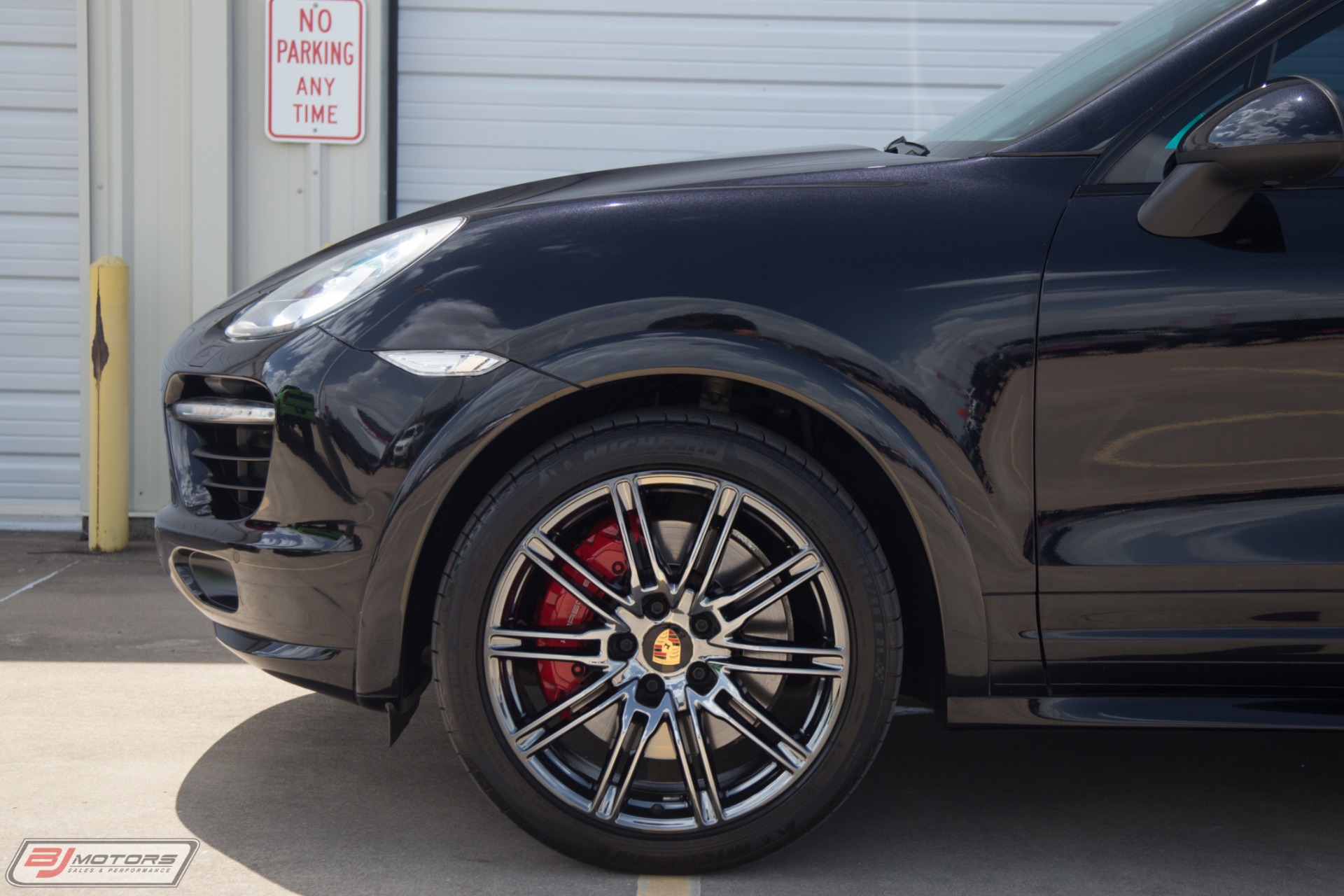 Used-2013-Porsche-Cayenne-Turbo