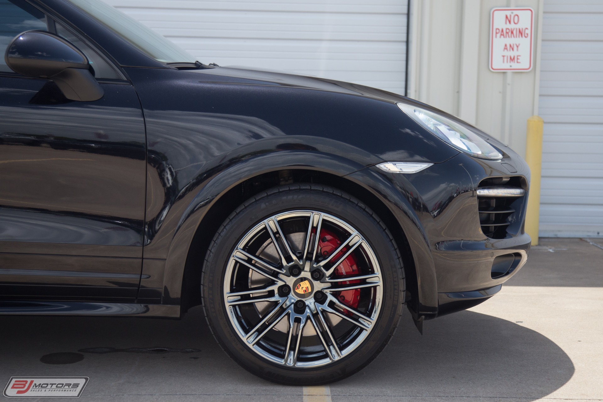 Used-2013-Porsche-Cayenne-Turbo