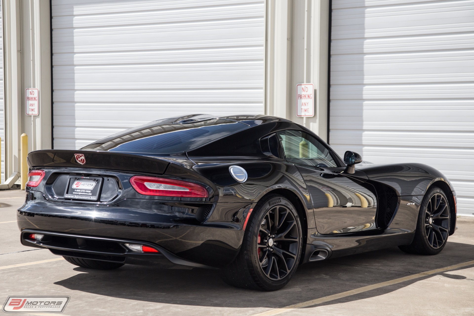 Used-2014-Dodge-SRT-Viper-GTS