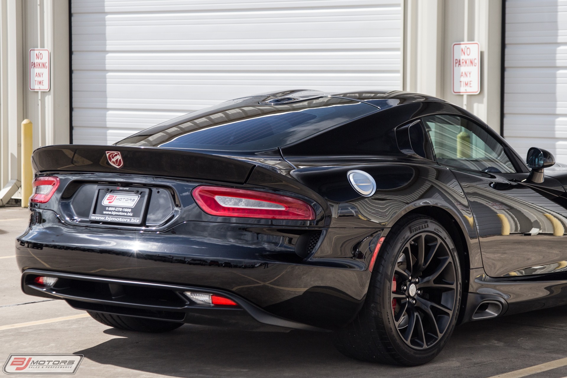 Used-2014-Dodge-SRT-Viper-GTS