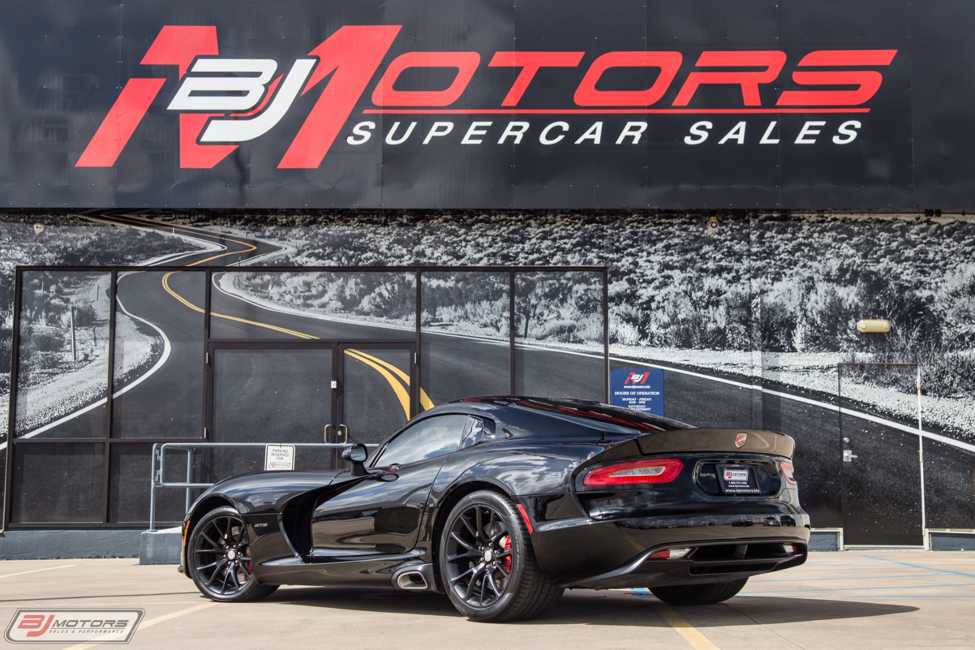 Used-2014-Dodge-SRT-Viper-GTS