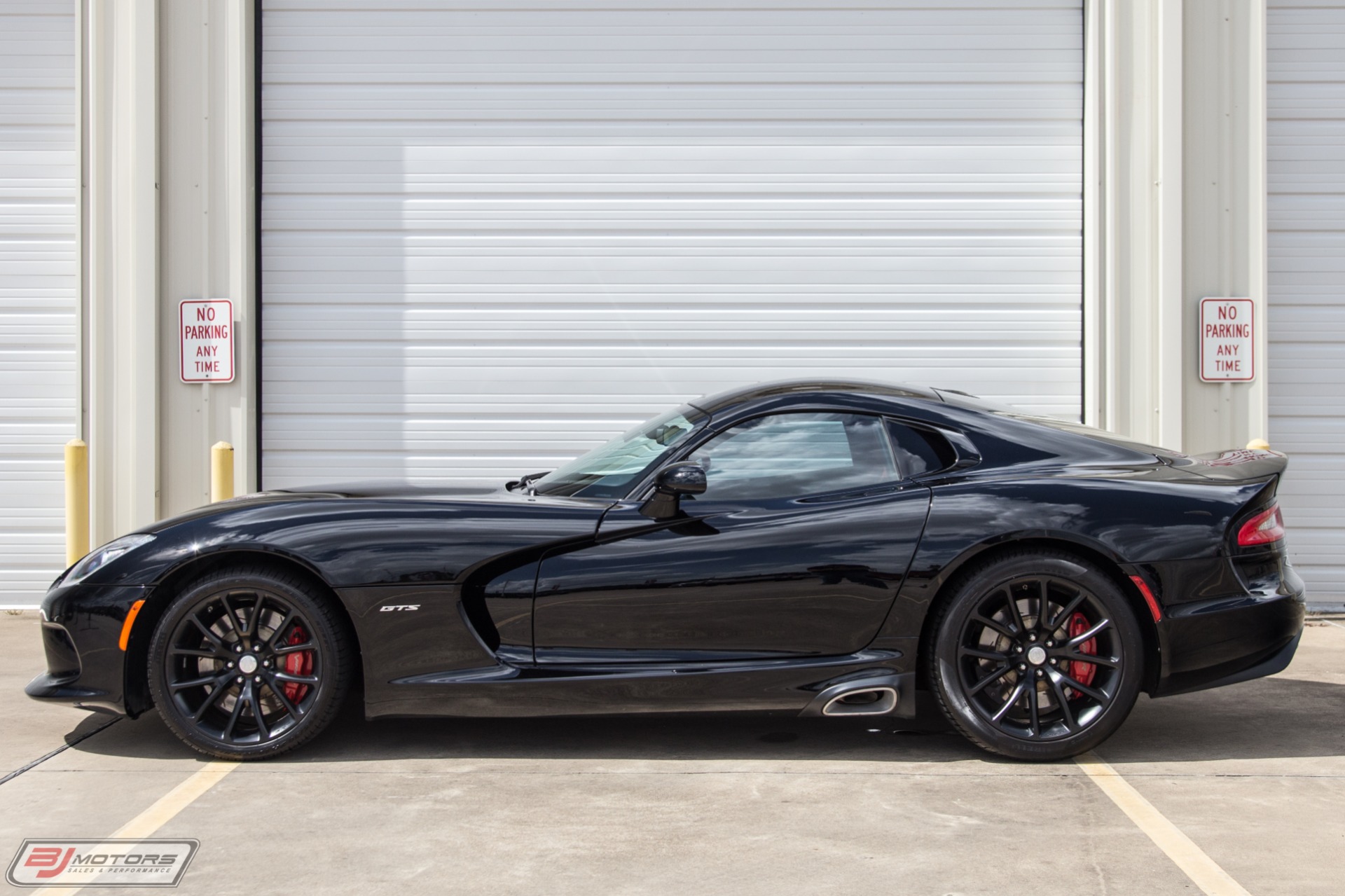 Used-2014-Dodge-SRT-Viper-GTS