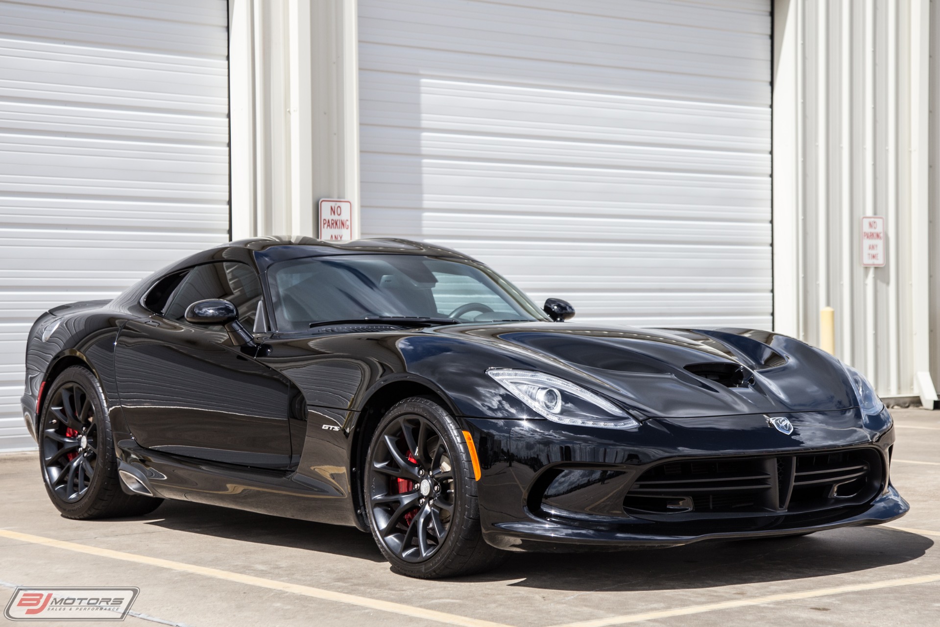 Used-2014-Dodge-SRT-Viper-GTS