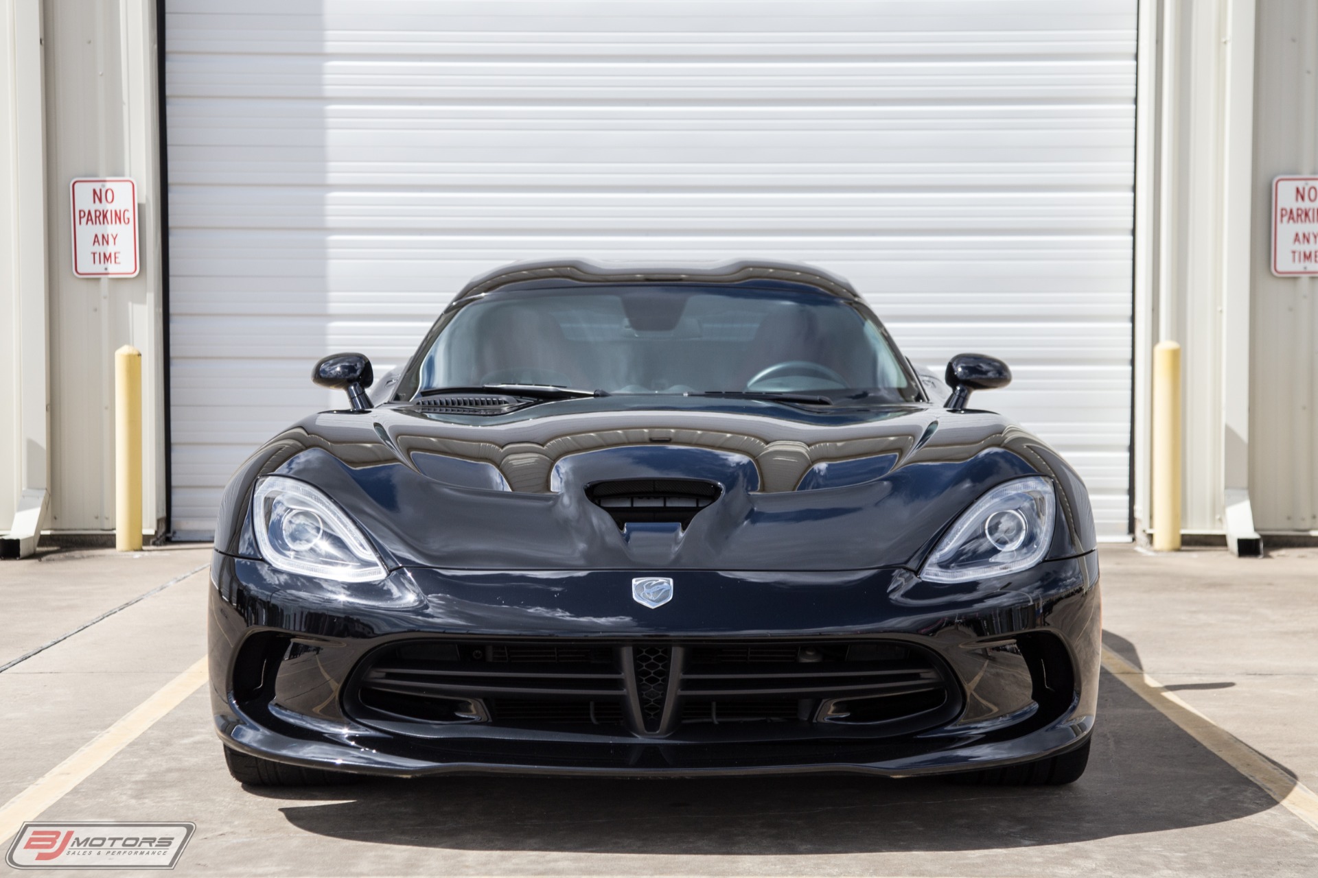 Used-2014-Dodge-SRT-Viper-GTS