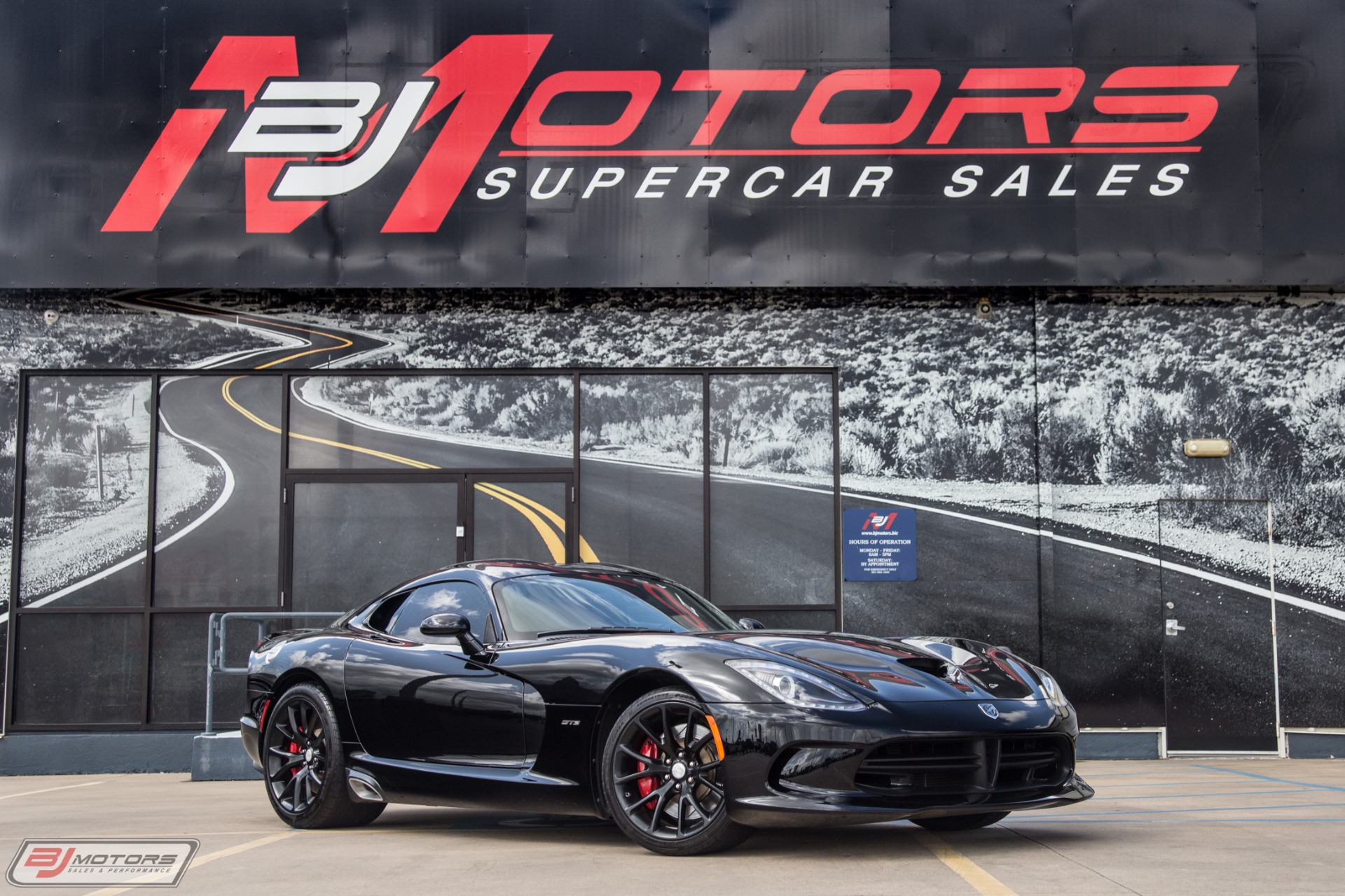 Used-2014-Dodge-SRT-Viper-GTS