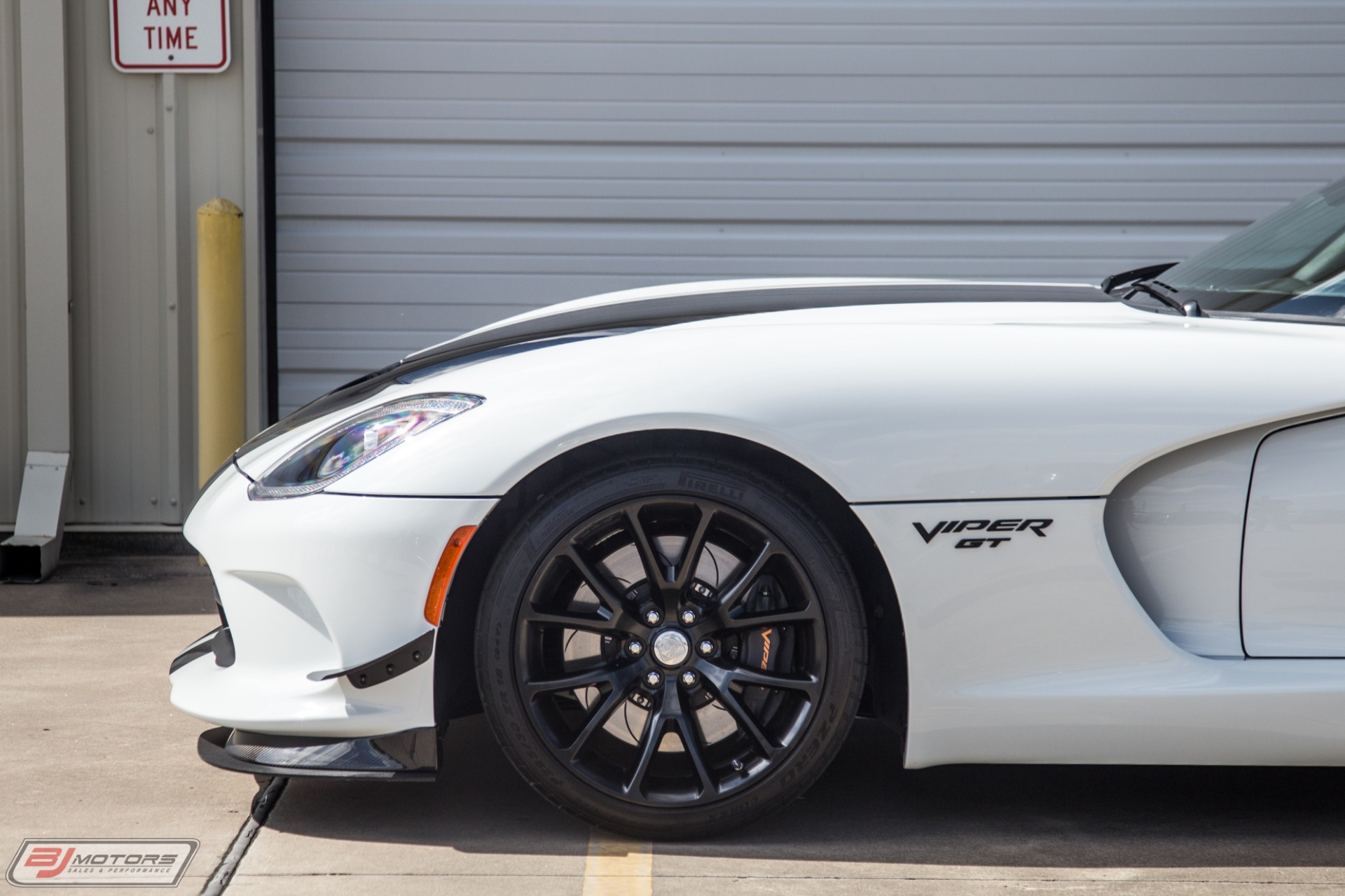 Used-2017-Dodge-Viper-GTC