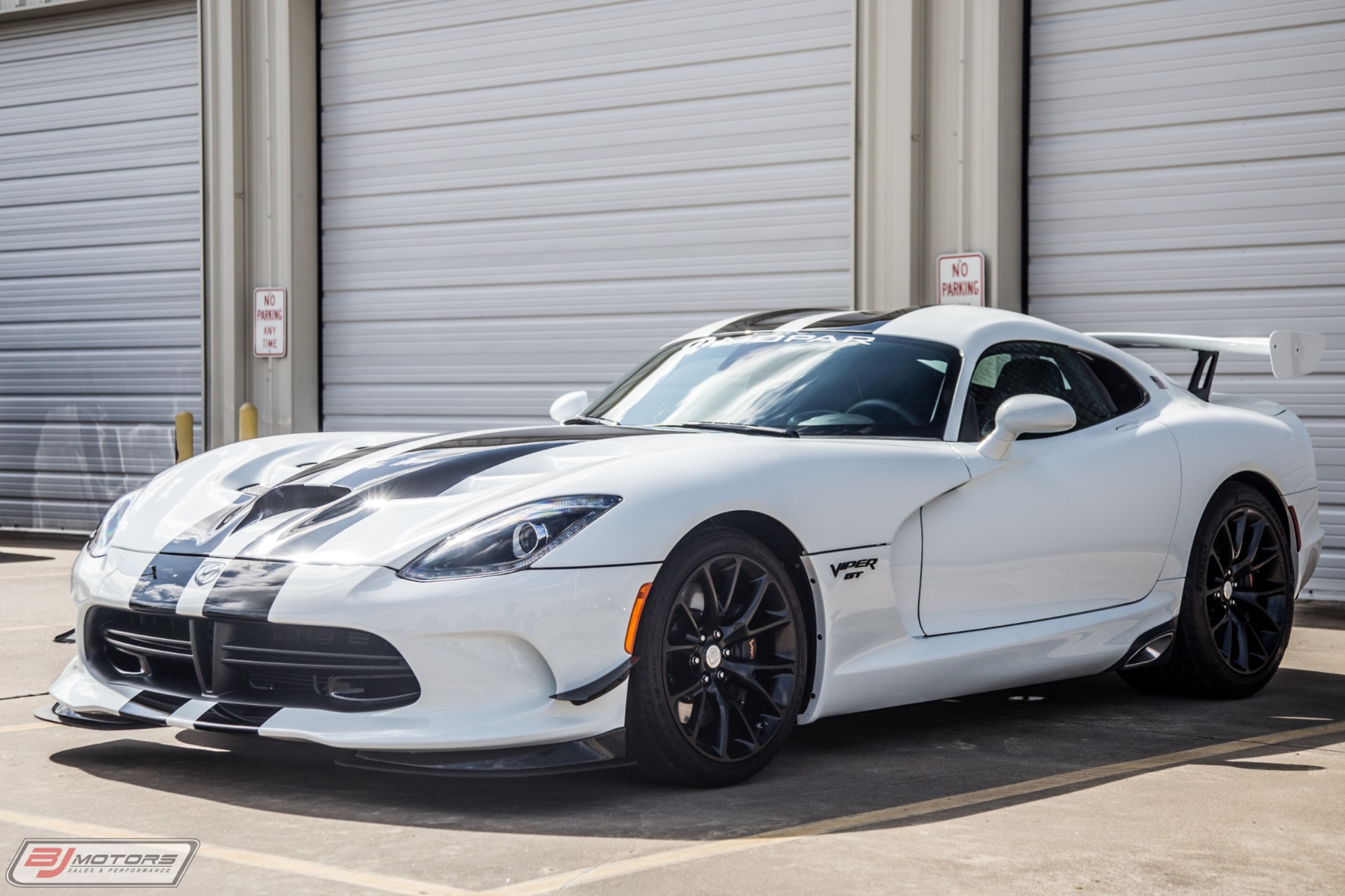 Used-2017-Dodge-Viper-GTC