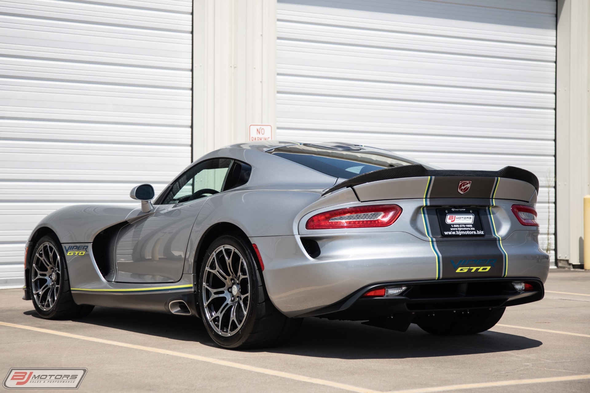 Used-2015-Dodge-Viper-SRT