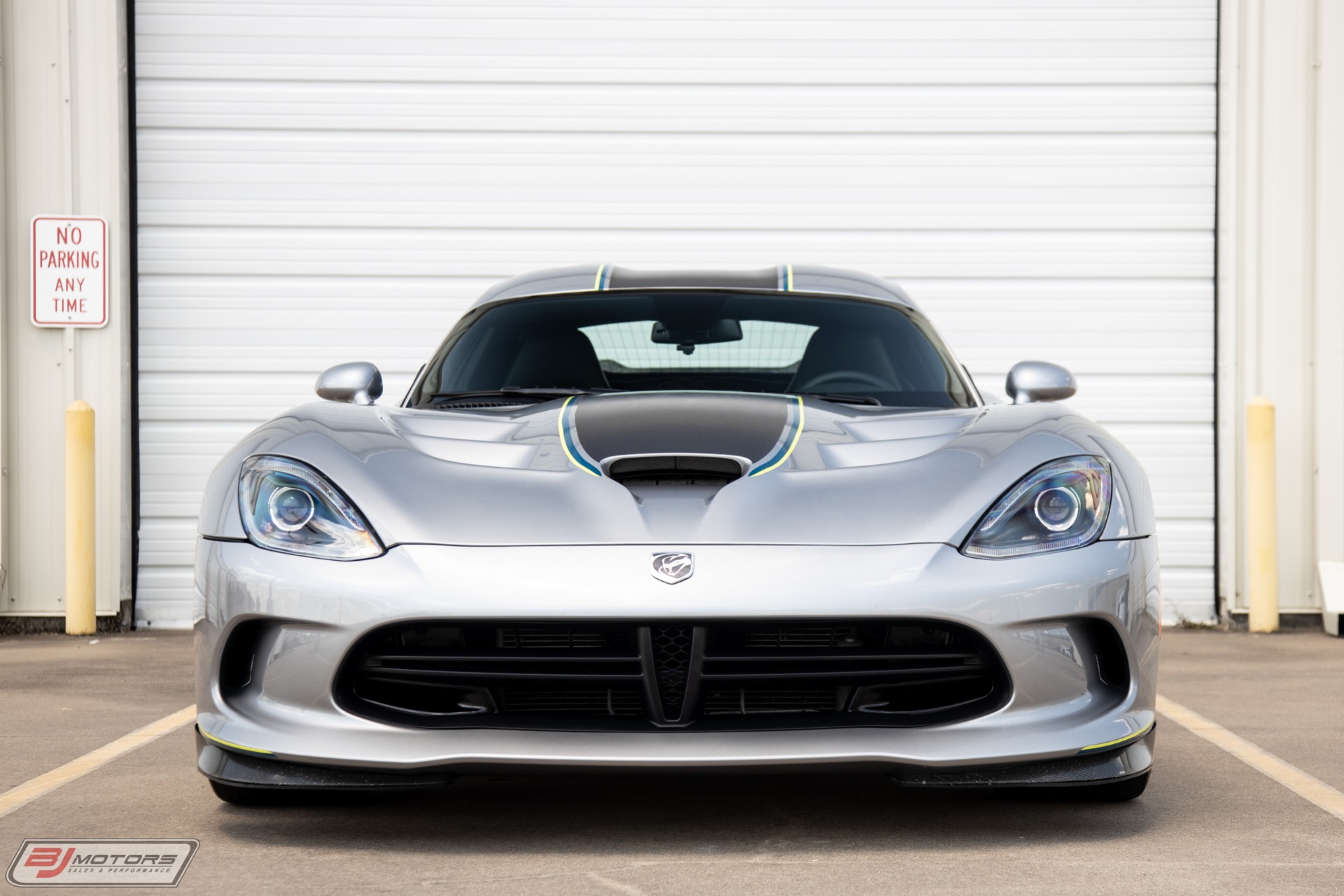 Used-2015-Dodge-Viper-SRT