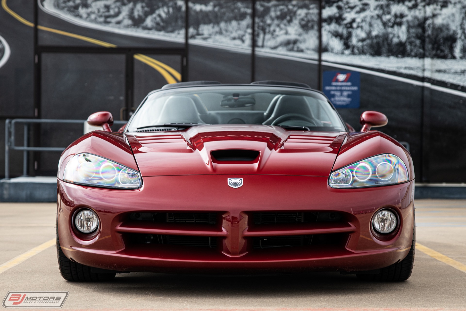 Used-2008-Dodge-Viper-SRT-10