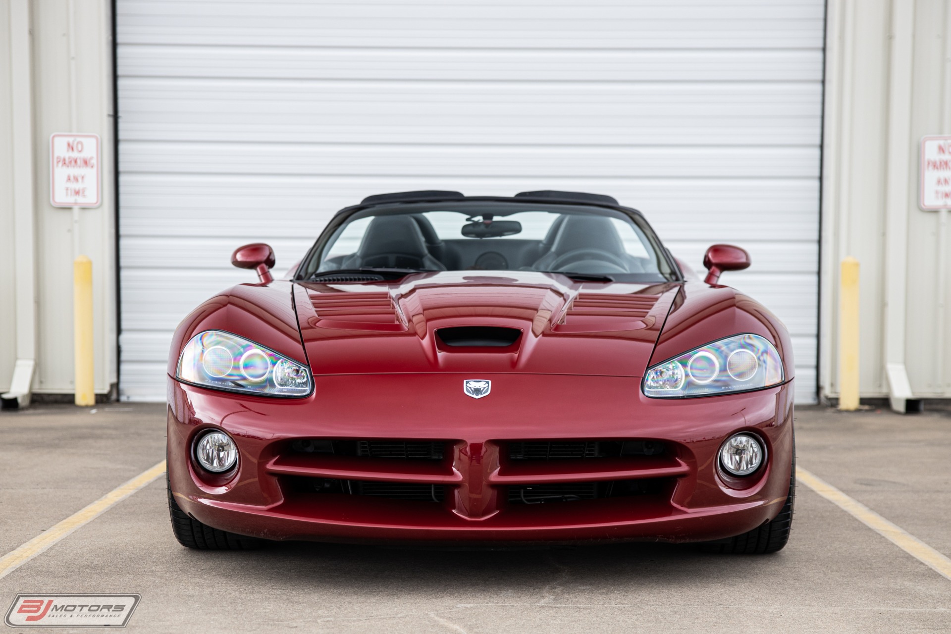 Used-2008-Dodge-Viper-SRT-10