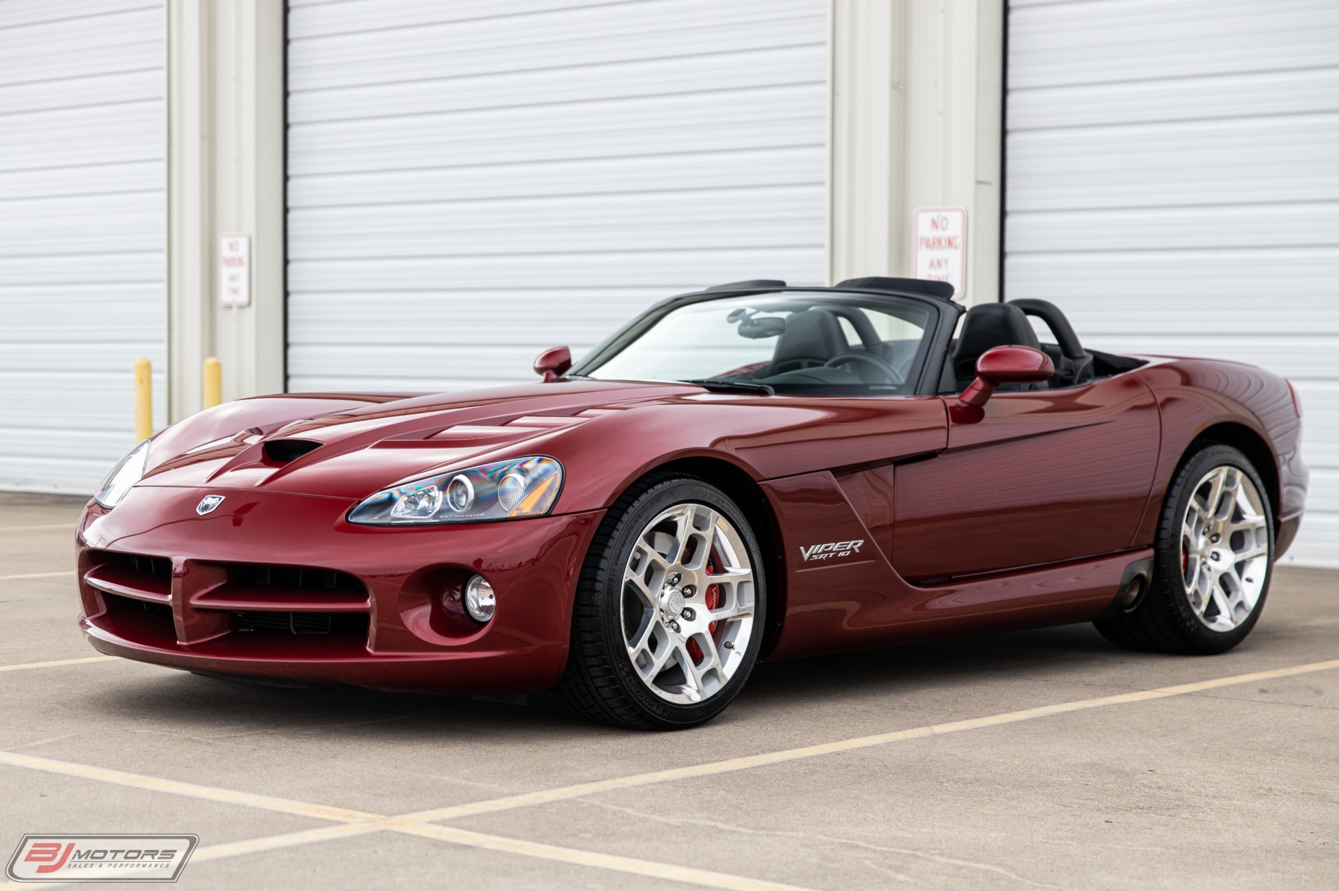 Used-2008-Dodge-Viper-SRT-10