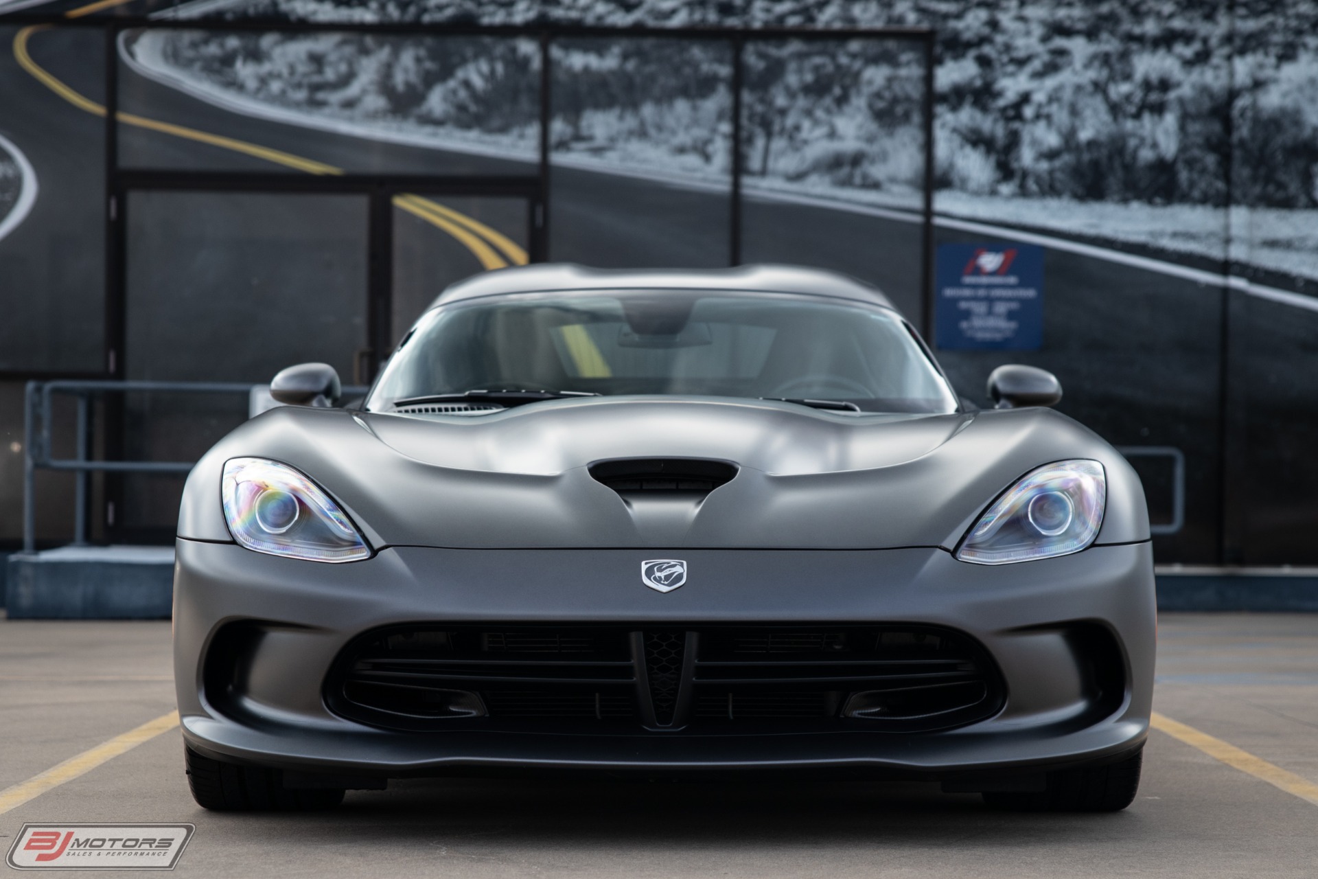 Used-2014-Dodge-Viper-GTS-Carbon-Edition