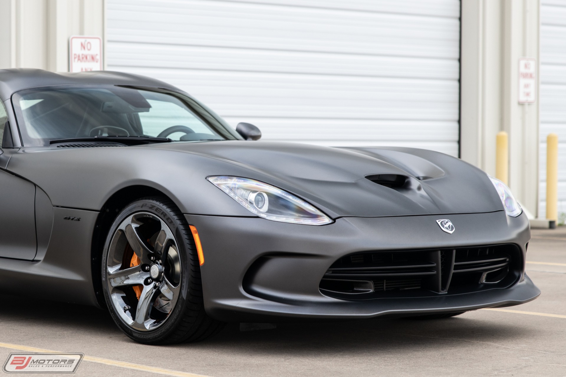 Used-2014-Dodge-Viper-GTS-Carbon-Edition