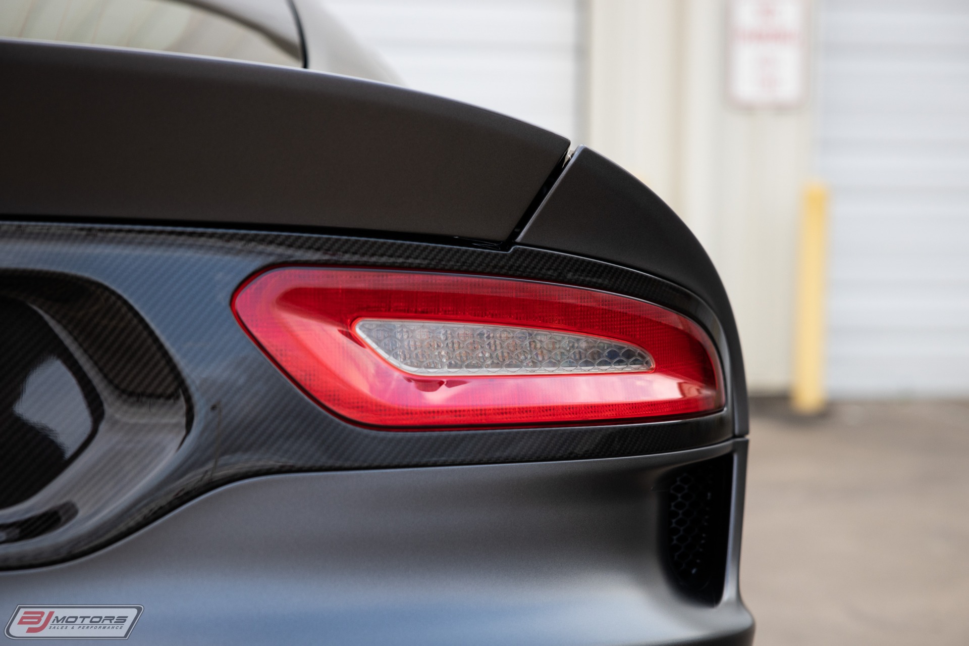 Used-2014-Dodge-Viper-GTS-Carbon-Edition