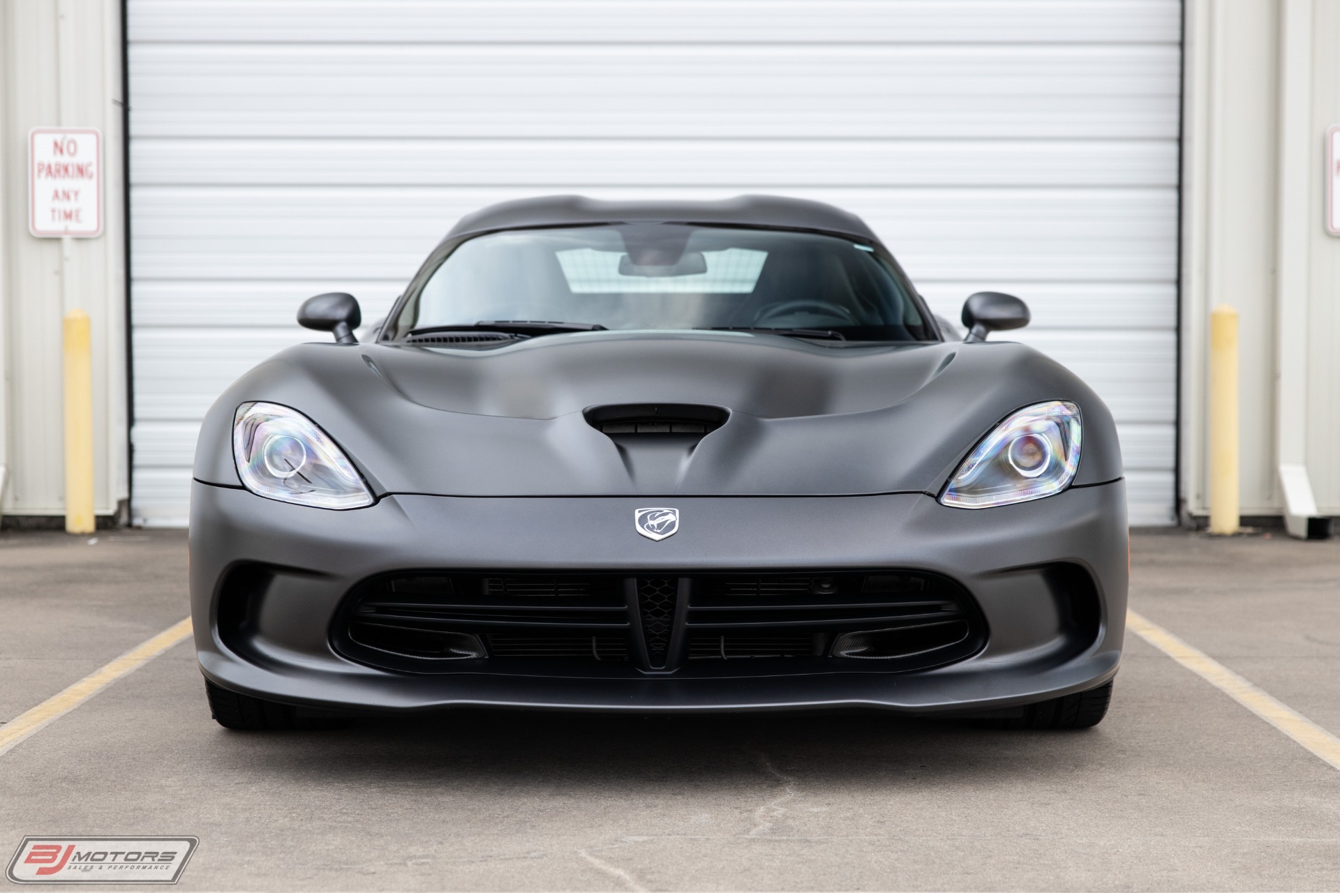 Used-2014-Dodge-Viper-GTS-Carbon-Edition