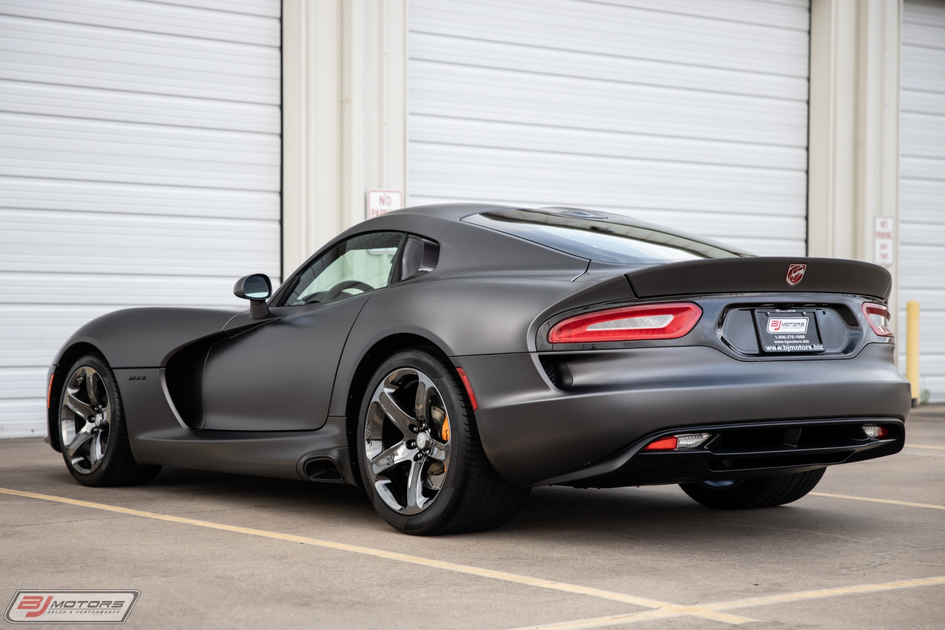 Used-2014-Dodge-Viper-GTS-Carbon-Edition