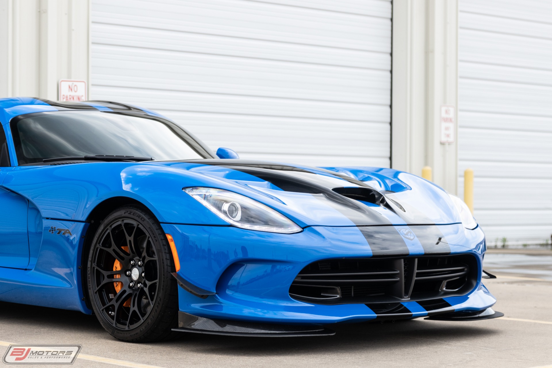 Used-2017-Dodge-Viper-GTC-TA-20